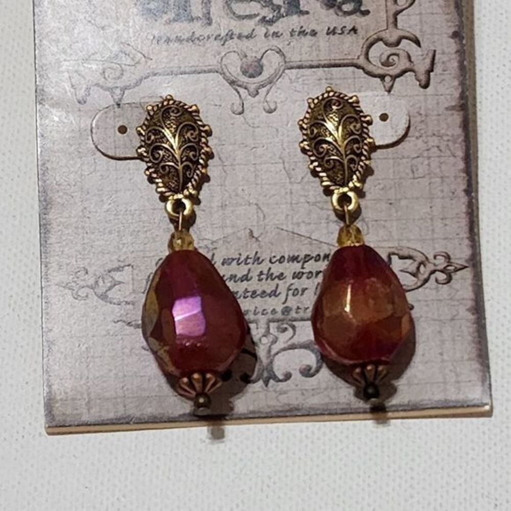 Treska Handcrafted USA Gold Tone Burgundy Faceted Iridescent Bead Drop Earrings